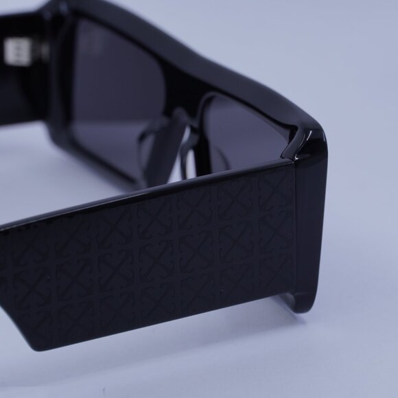 Off-White OERI140 TROY 1007 Sunglasses Black Rectangle Frame, Dark Grey Lenses - Picture 8 of 9